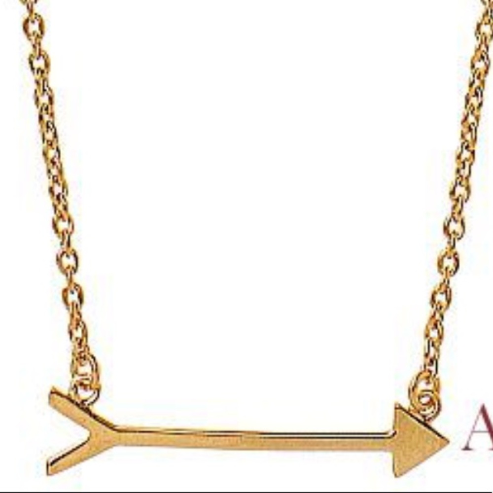 Dainty arrow necklace